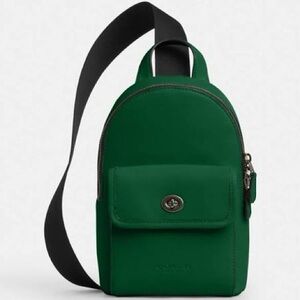 Coach Green Leather Turnlock Sling Pack with Silver Accents $328 RETAIL SOLD OUT